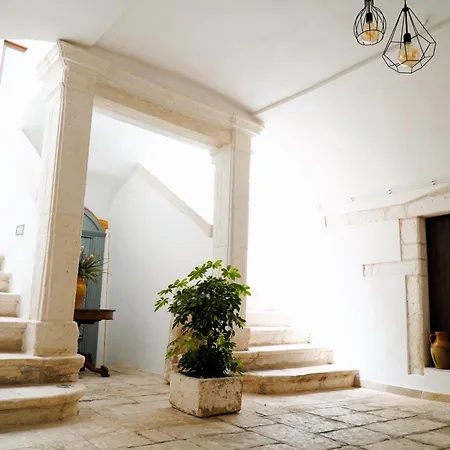 Palazzo 922 - Eleganza Nel Cuore Della Citta' Bianca * 奥斯图尼