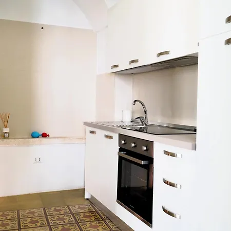 Palazzo 922 - Eleganza Nel Cuore Della Citta' Bianca * 奥斯图尼